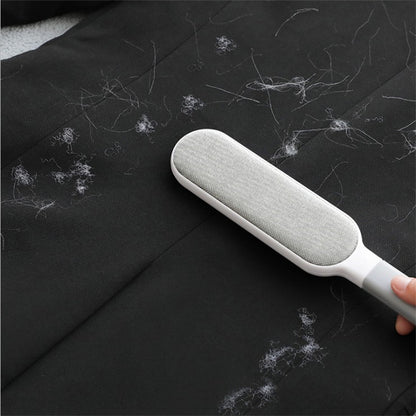 Electrostatic hair removal brushTitle