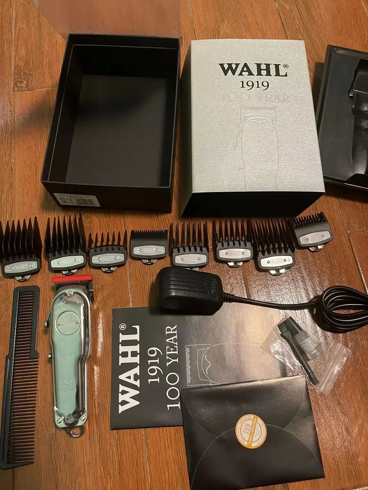 Professional Wahl 8148 Magic Clip Shaver For Barbers and Stylists