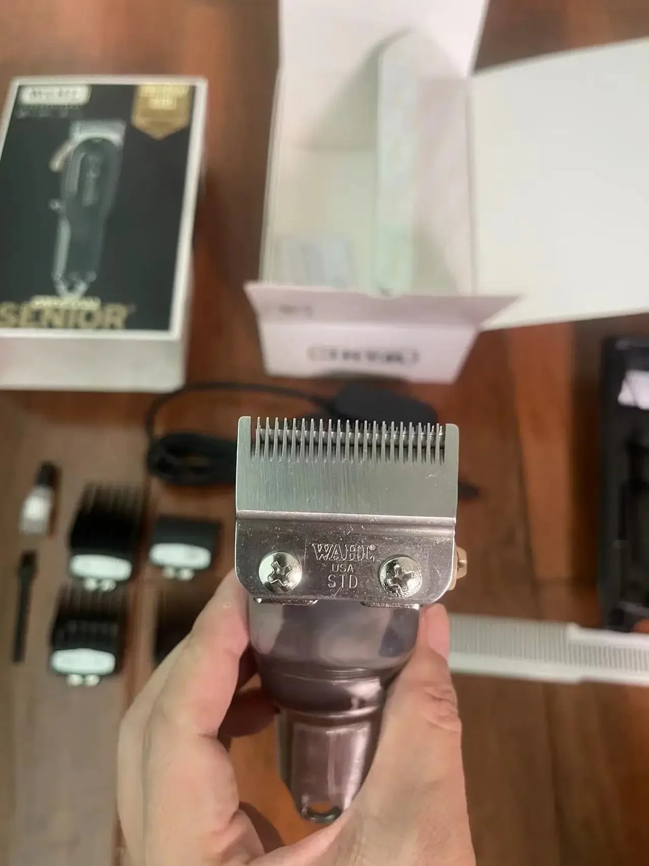 Professional Wahl 8148 Magic Clip Shaver For Barbers and Stylists