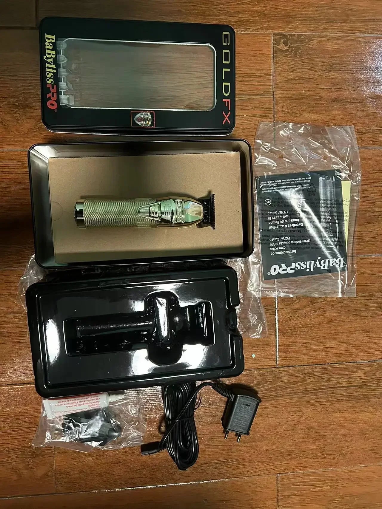 Professional Wahl 8148 Magic Clip Shaver For Barbers and Stylists