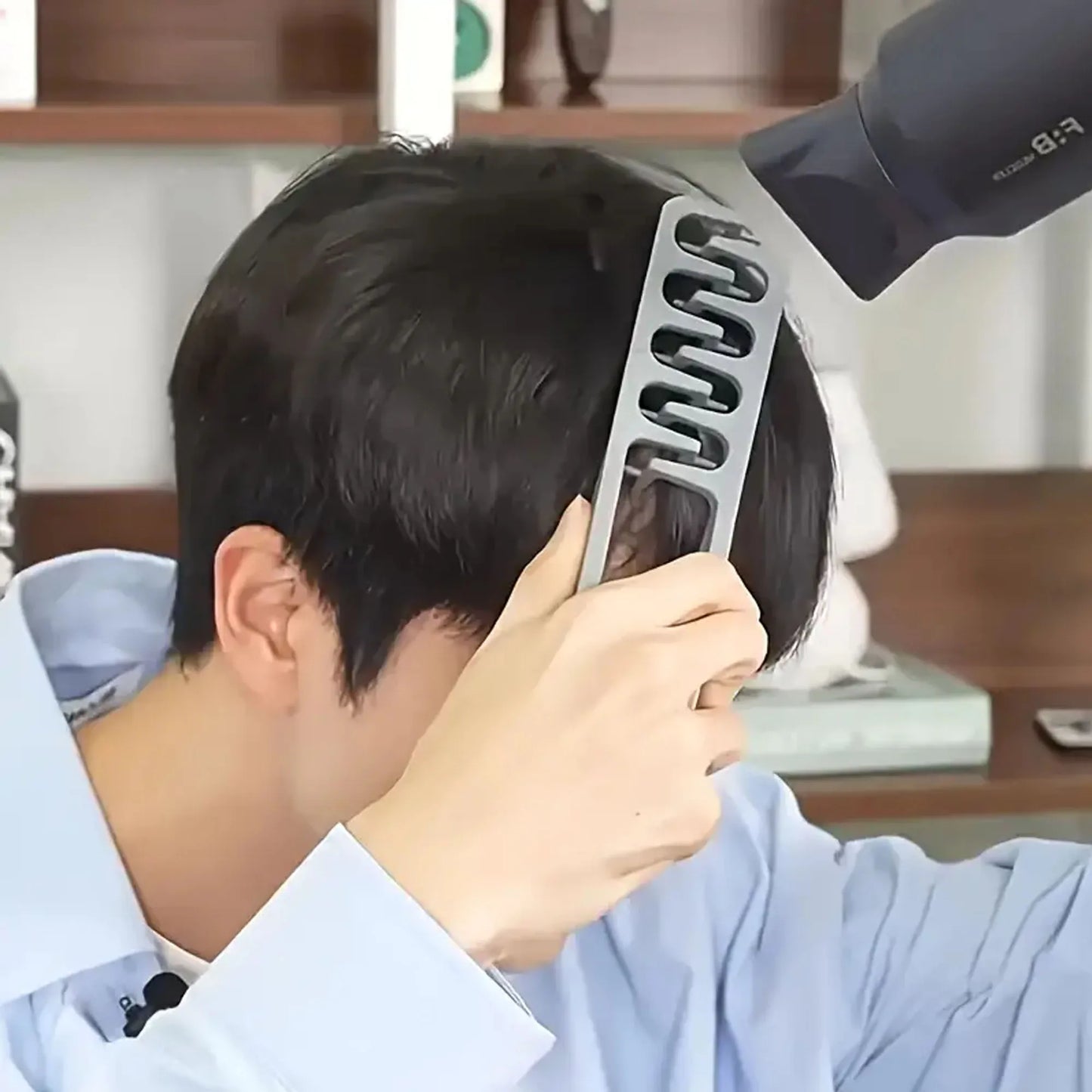 1 Piece of Fluffy Textured Styling Comb for Fluffy Hair Roots