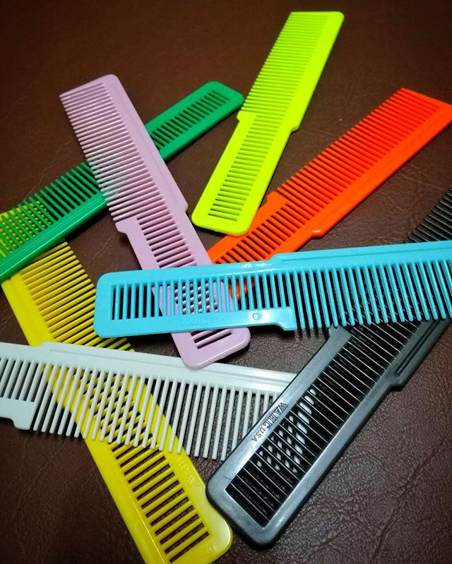 Barbershop Clipper Comb's Choice Color